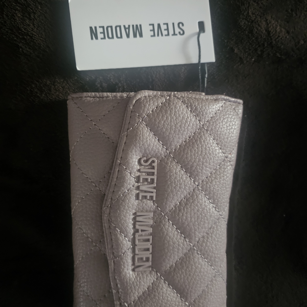 Steve Madden Quilted Phone Case in Gray